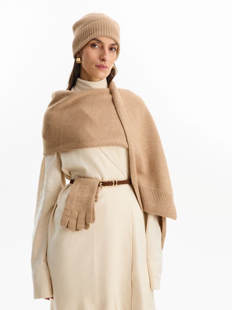 beige