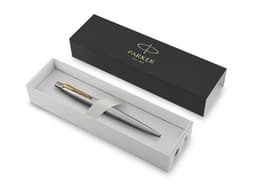 Шариковая ручка Parker Jotter Essential