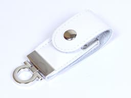 USB-флешка на 32 Гб в виде брелка